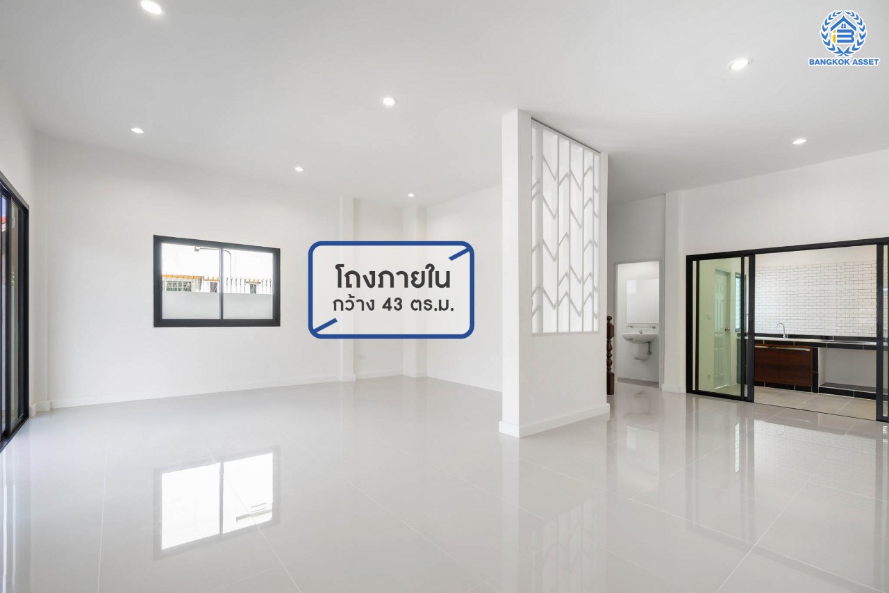 บ้านมือสองตกแต่งใหม่ หน้าโครงการติดรถไฟฟ้า "สถานีไทรม้า"!! หลังมุม ม.ซื่อตรง พระนั่งเกล้า-ท่าอิฐ ทาวน์เฮ้าส์ หลังใหญ่ระดับบ้านแฝด เนื้อที่ 34 ตร.ว. ฟังก์ชัน 3 ห้องนอน 2 ห้องน้ำ 1 ที่จอดรถ ทำเลใกล้ เซ็นทรัลรัตนาธิเบศร์ และทางด่วน "งามวงศ์วาน"